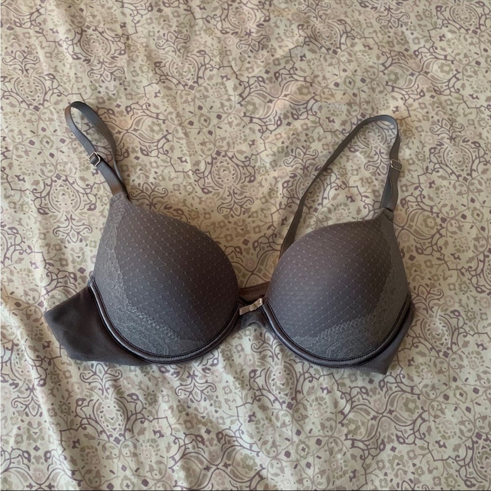 5/$45 Women’s Lily Of France Extra/Heavy Push-up Underwire Size 34B Grey Bra